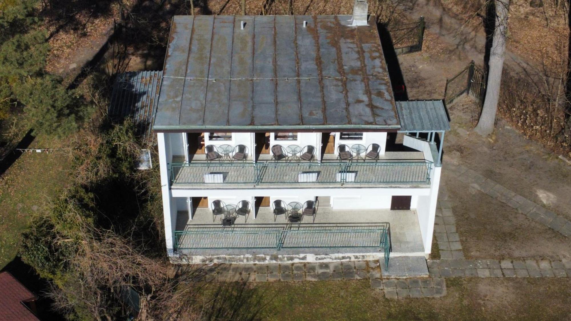 Отель Yacht Club Bezdrev Глубока-над-Влтавой Экстерьер фото